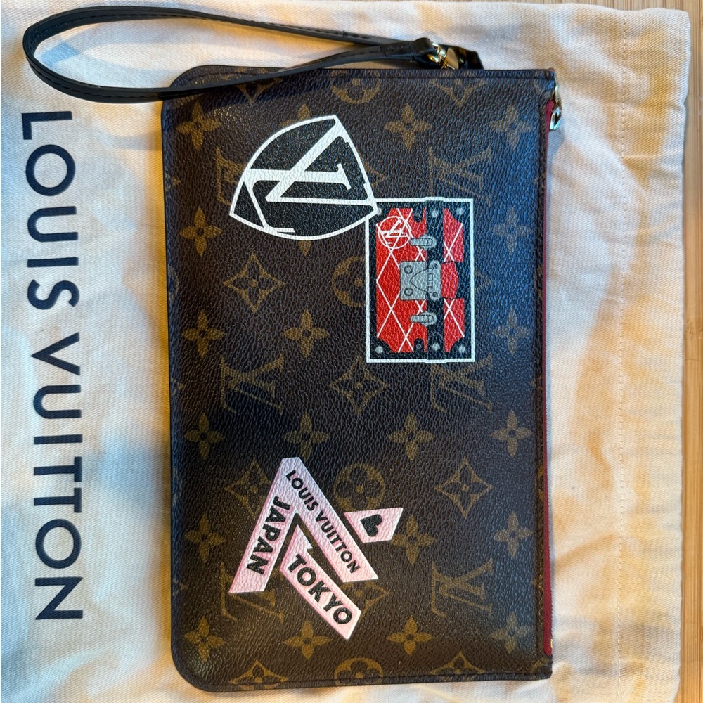 Louis Vuitton Black and Brown Monogram Panda Pouch - Picture 2 of 7